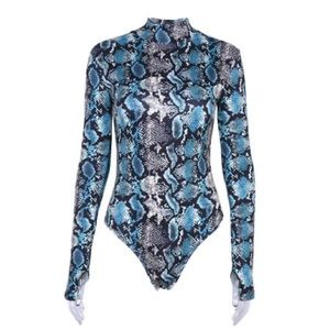 (3/$20) Urban Planet Blue Snake Skin Print Bodysuit Long Sleeve